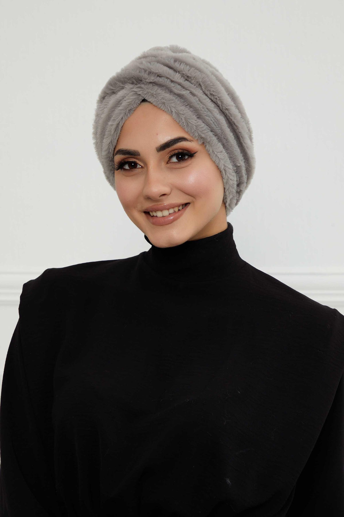 Peluş Yumaşak Dokulu Tesettür Bone,B-9PD