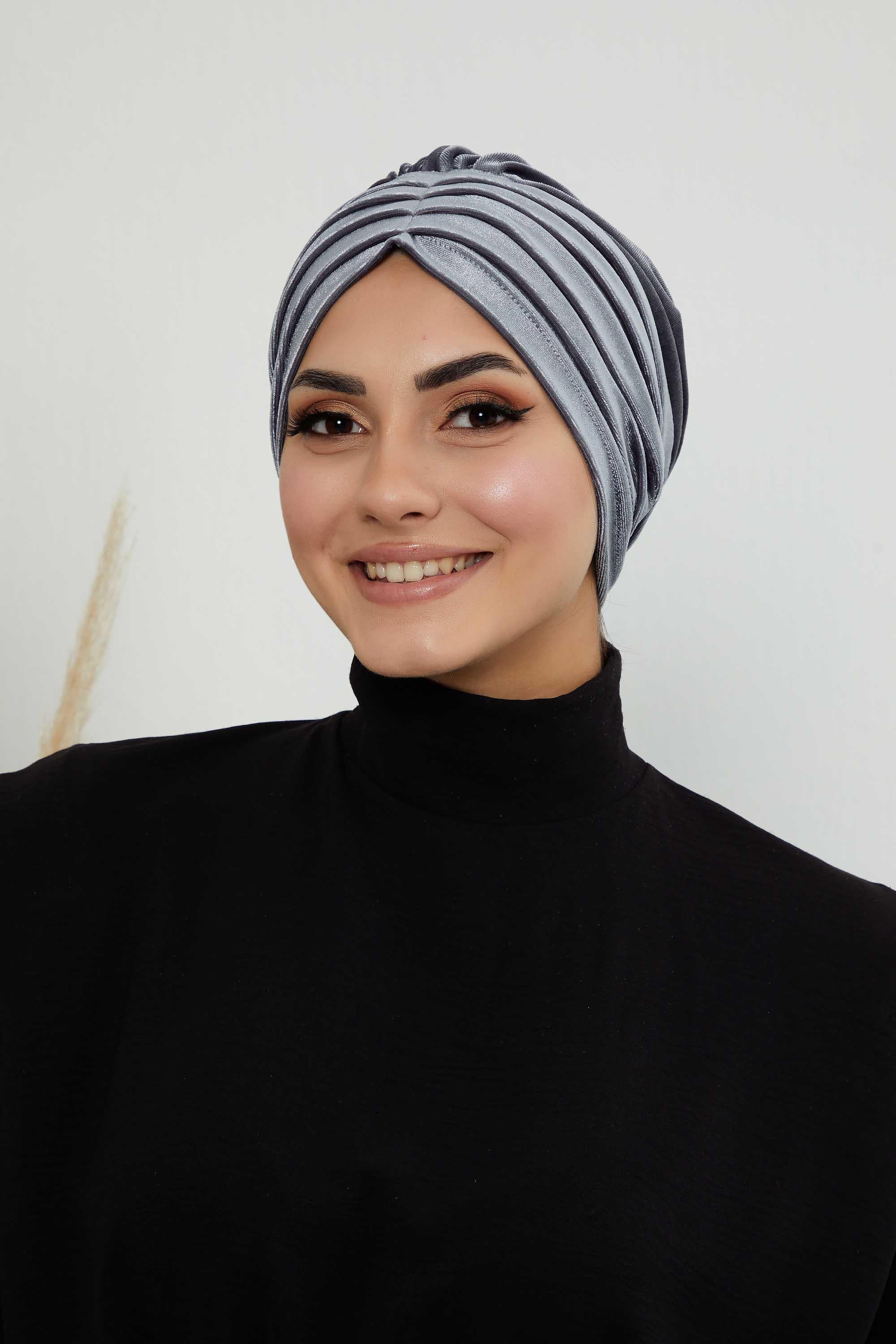 Pileli Kadife Tesettür Bone,B-13K