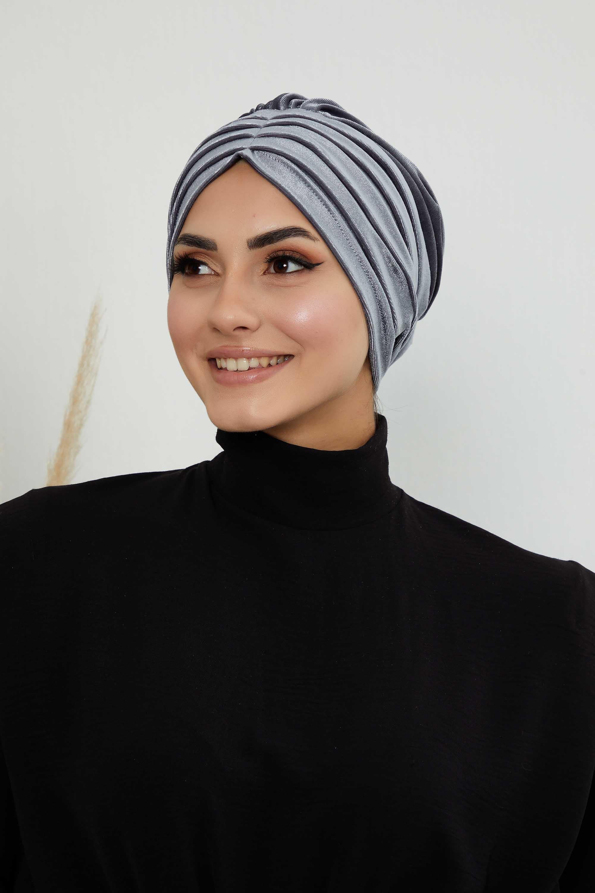 Pileli Kadife Tesettür Bone,B-13K