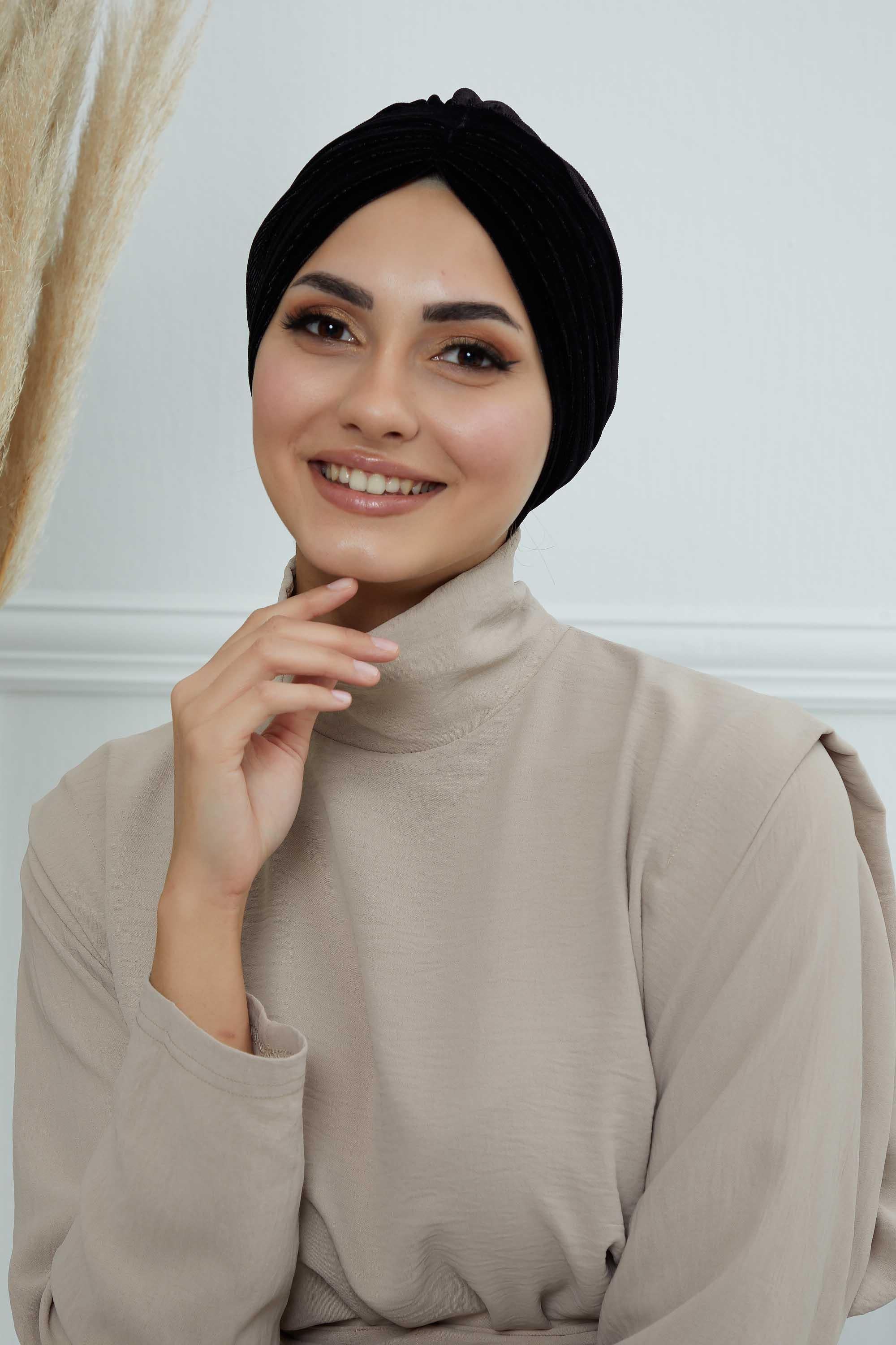 Pileli Kadife Tesettür Bone,B-13K