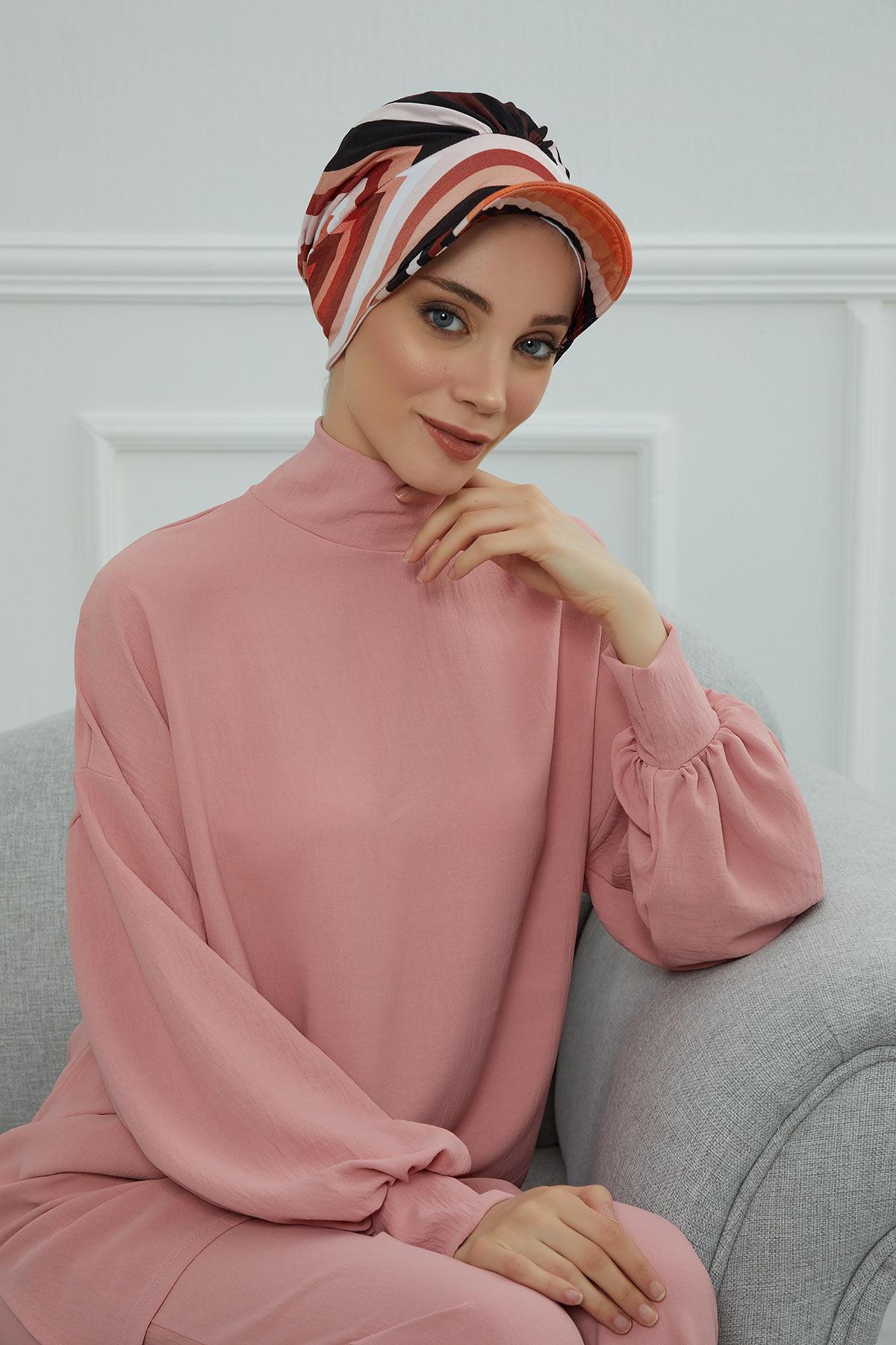 Şapkalı Desenli Penye Bone,B-30YD