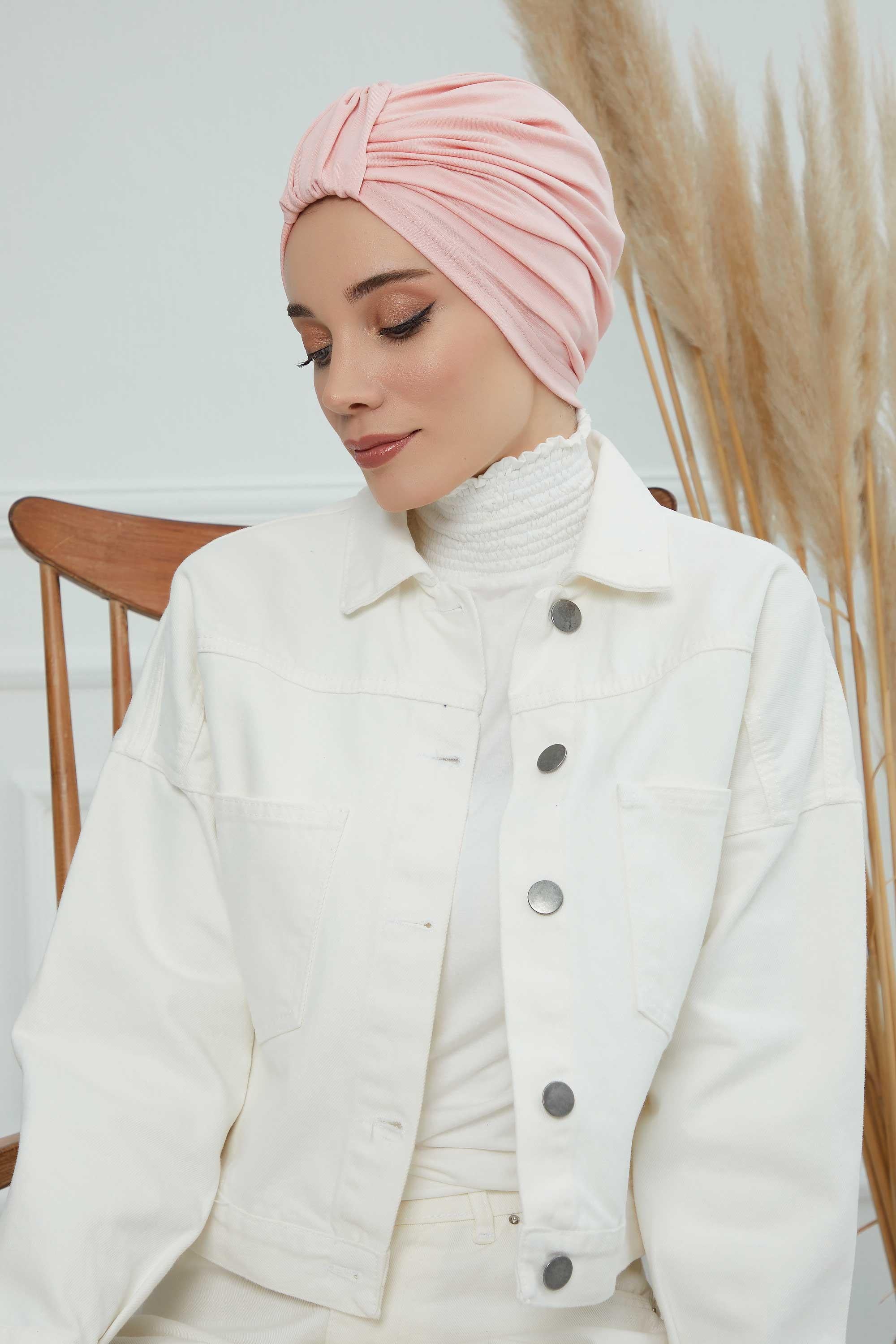 Şık ve Kullanışlı Bone,B-68