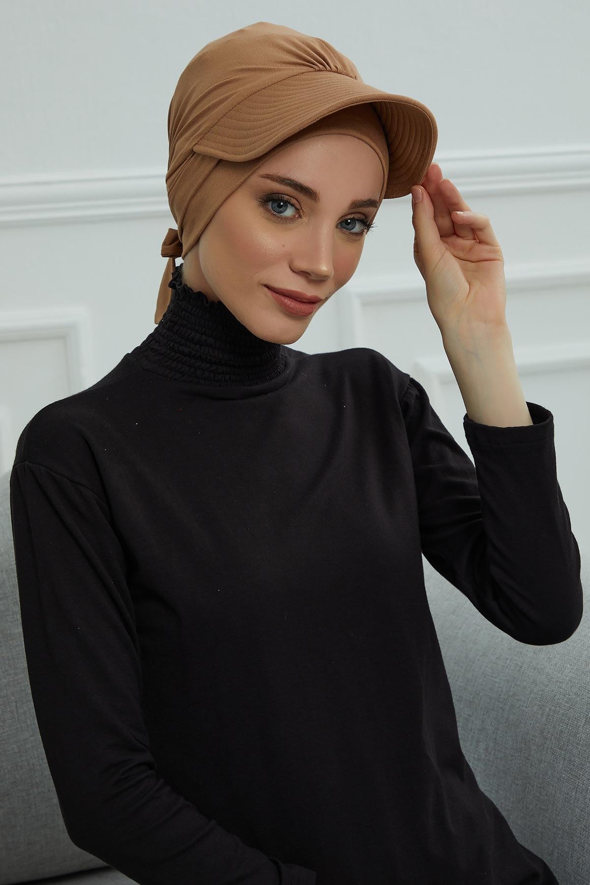 Siperlik Detaylı Penye Bone,B-66