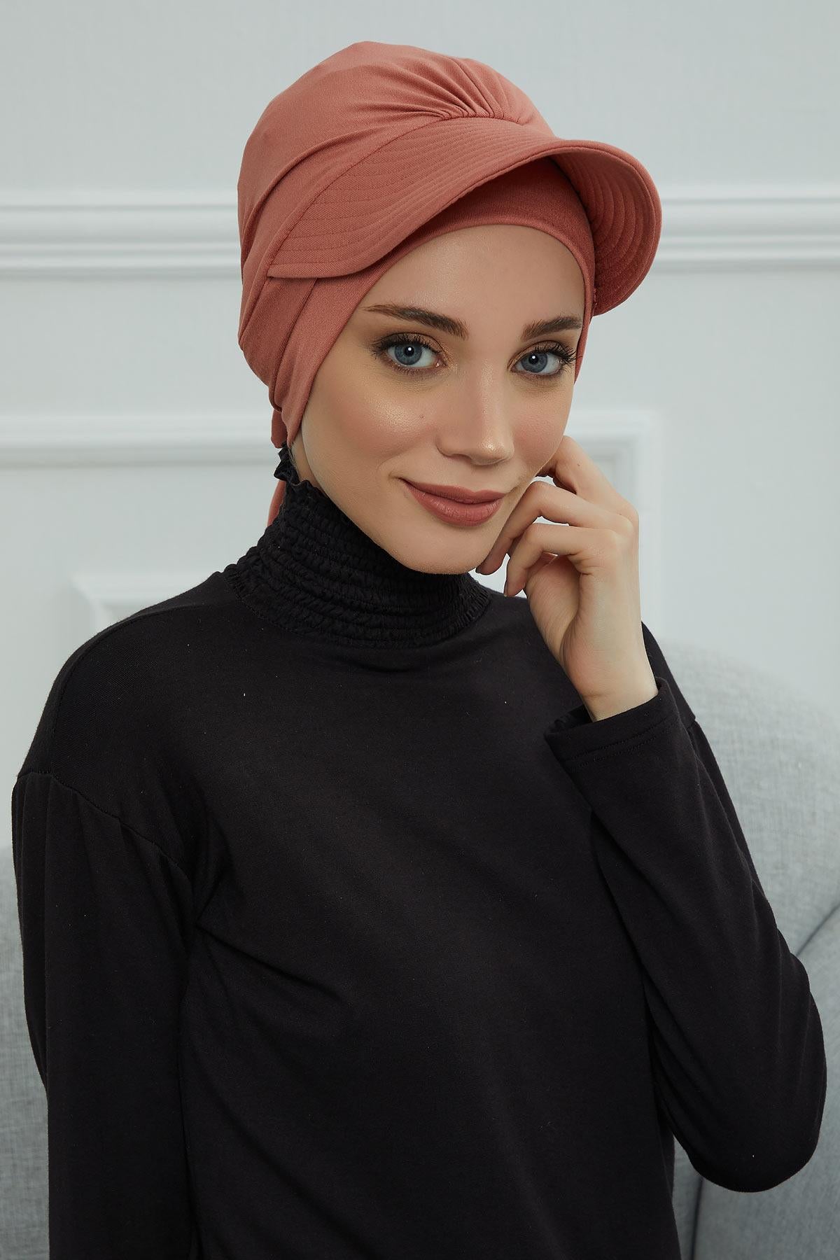 Siperlik Detaylı Penye Bone,B-66