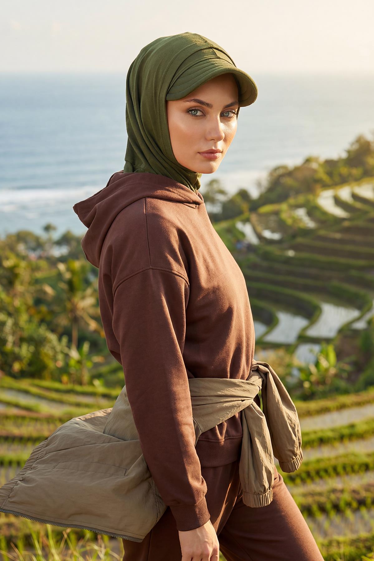 Siperlik ve Kapatıcı Özellikli Penye Kadın Hazır Bone,B-88P