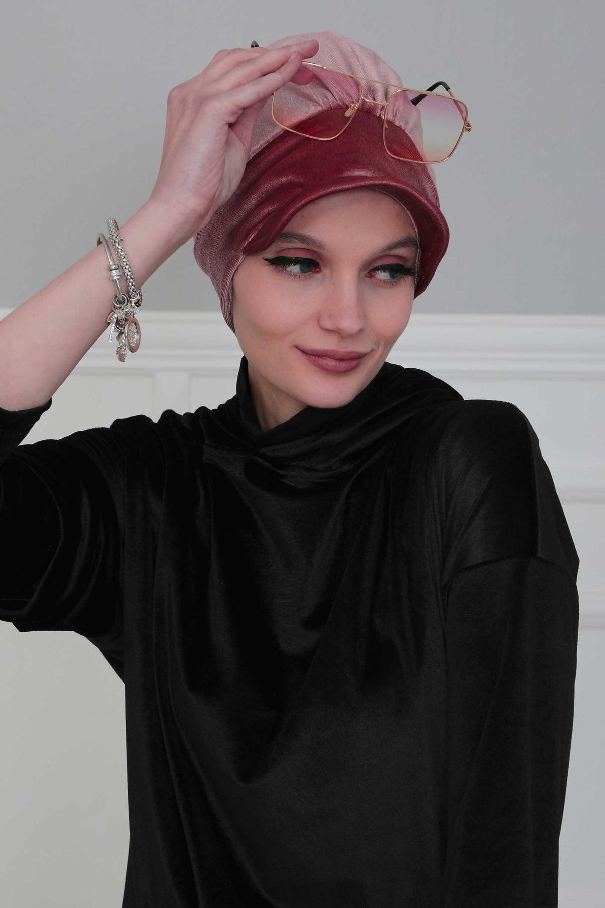 Siperlikli Kadife Bone,B-30K