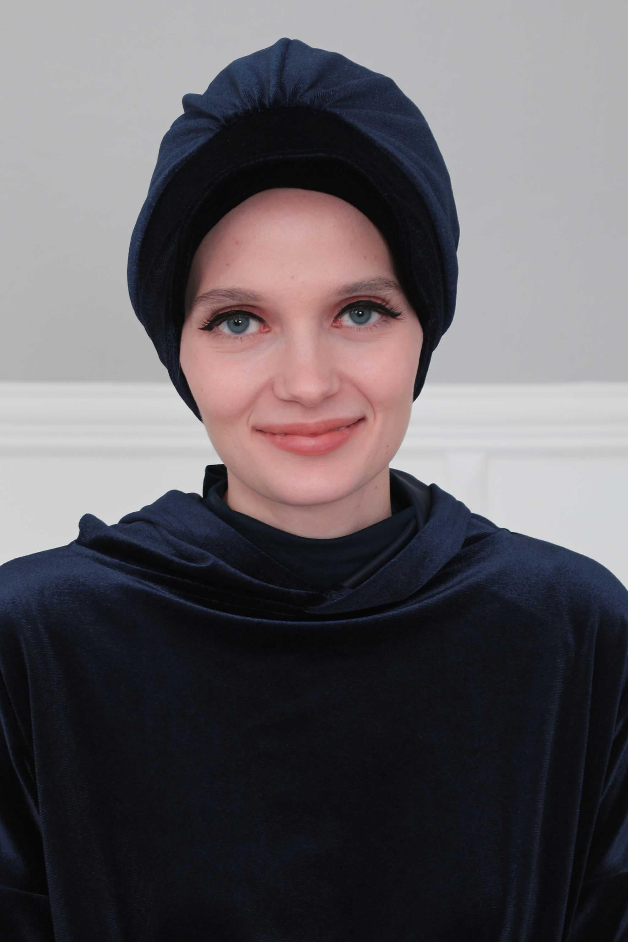 Siperlikli Kadife Bone,B-30K