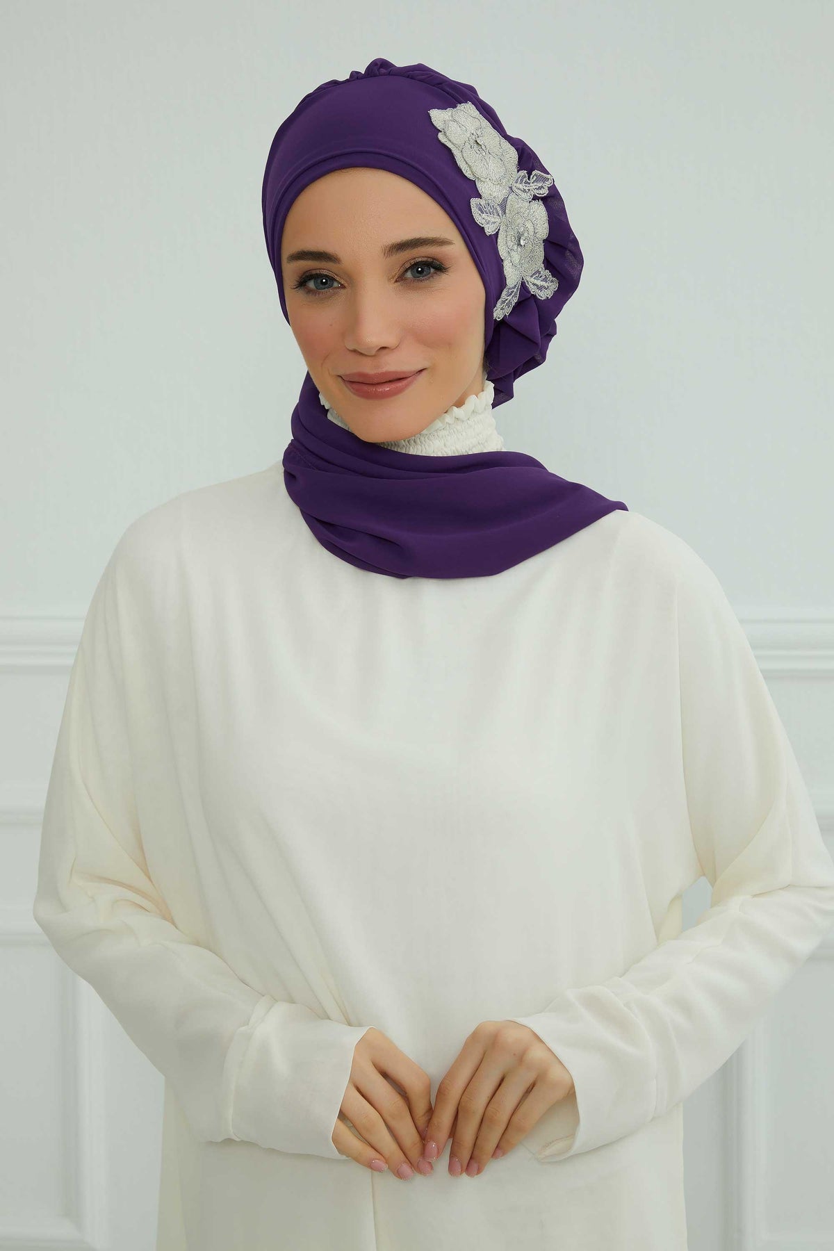 Yandan Fırfırlı Çiçek Aksesuarlı Şifon Hazır Türban,HT-102,HT-102