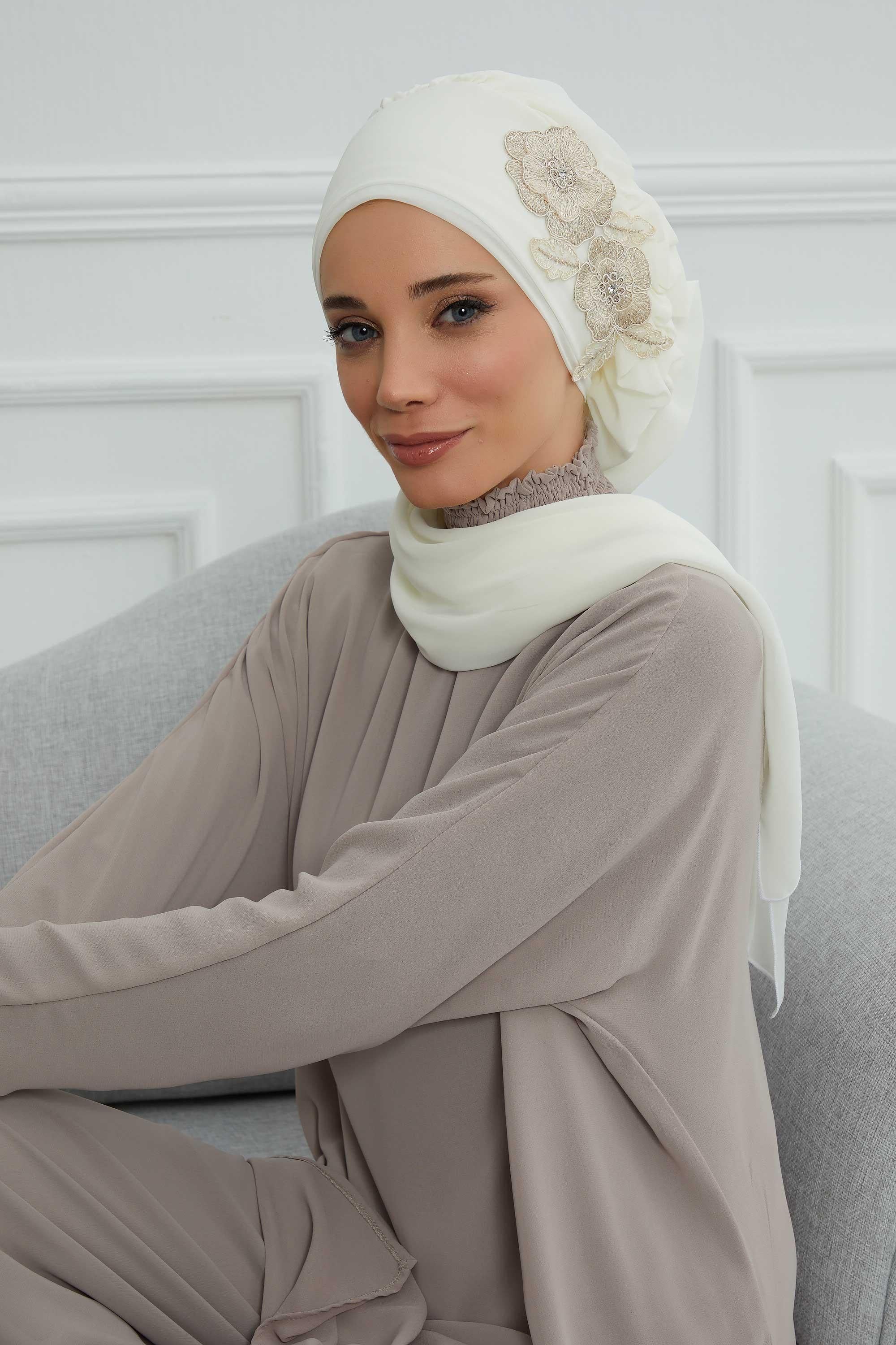 Yandan Fırfırlı Çiçek Aksesuarlı Şifon Hazır Türban,HT-102,HT-102