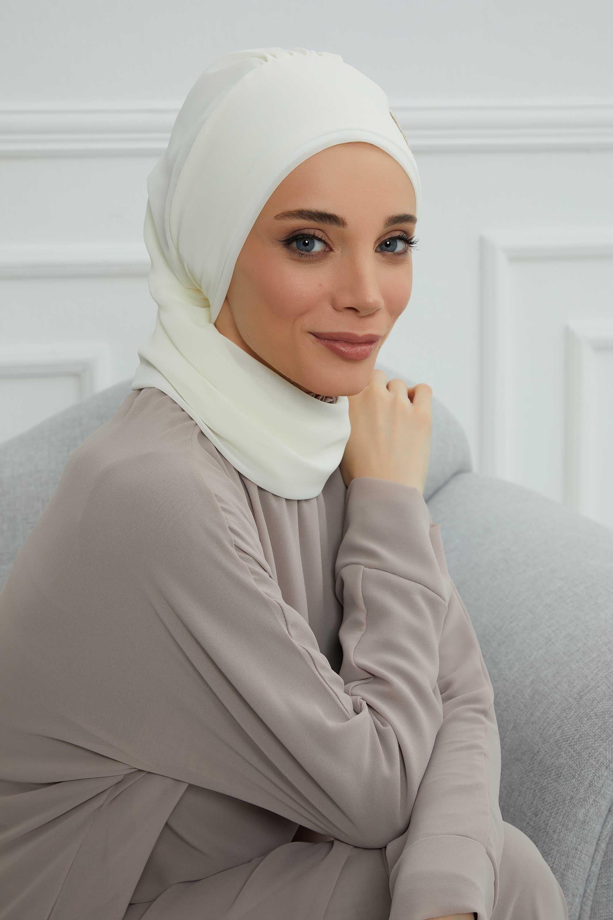 Yandan Fırfırlı Çiçek Aksesuarlı Şifon Hazır Türban,HT-102,HT-102