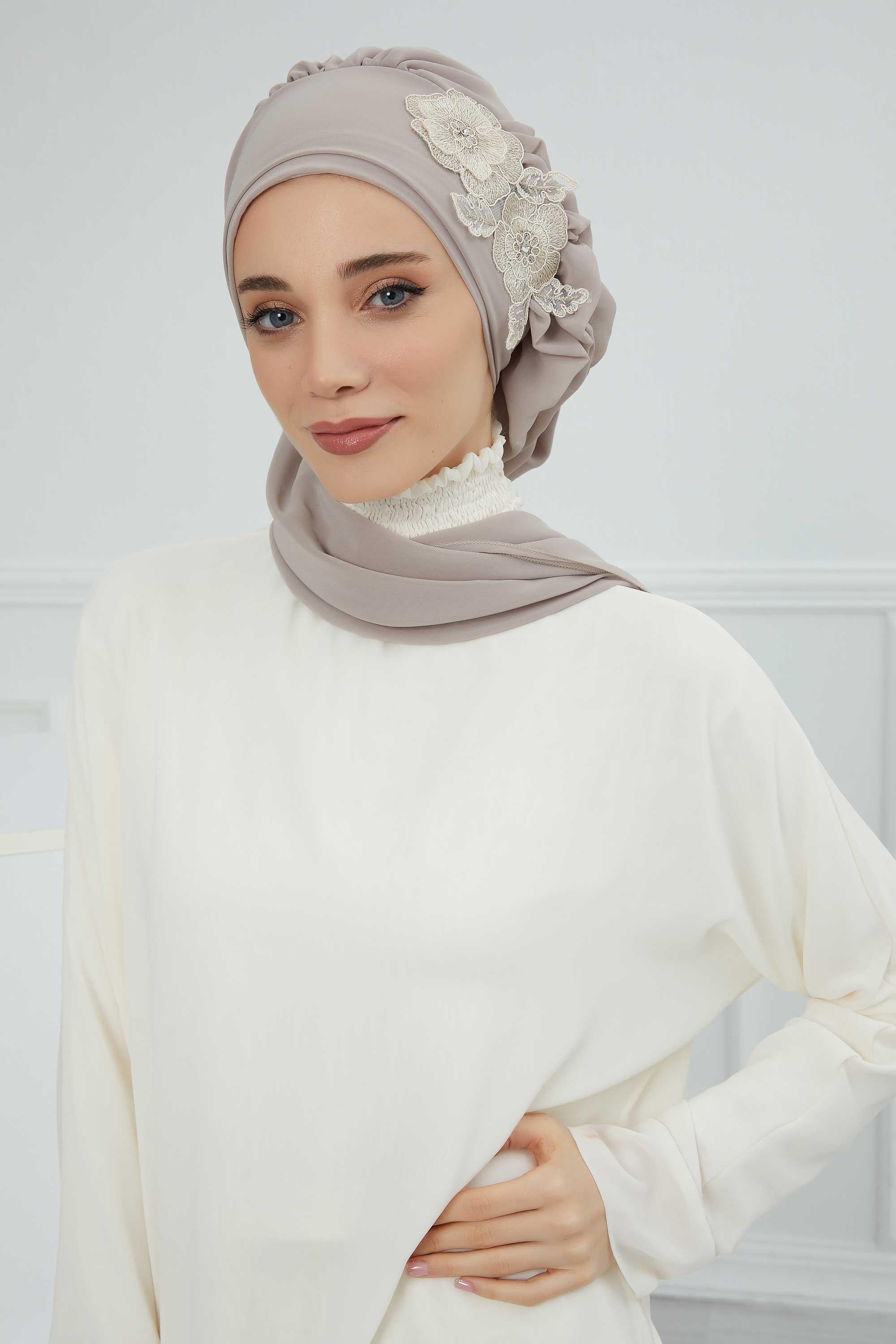 Yandan Fırfırlı Çiçek Aksesuarlı Şifon Hazır Türban,HT-102,HT-102