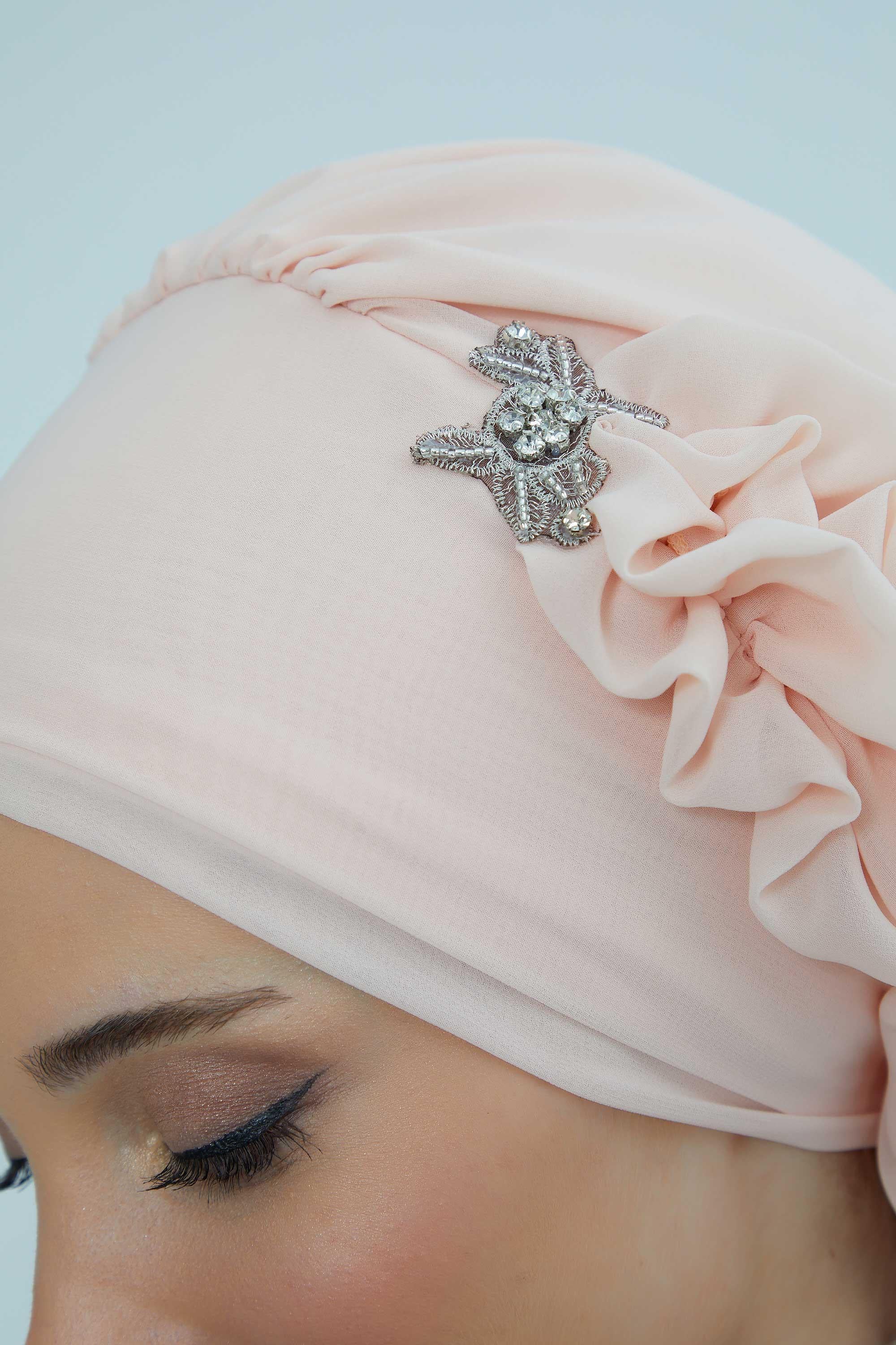 Yandan Fırfırlı Gümüş Aksesuarlı Şifon Hazır Türban,HT-106,HT-106